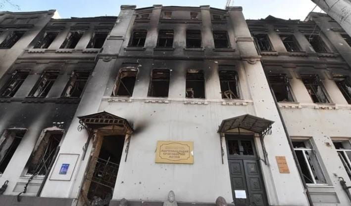 Маріупольський краєзнавчий музей: як команда зберігає пам’ять про втрачені фонди