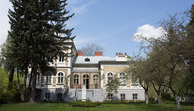 Комунальна установа Львівської обласної ради "Державний меморіальний музей Михайла Грушевського у Львові"